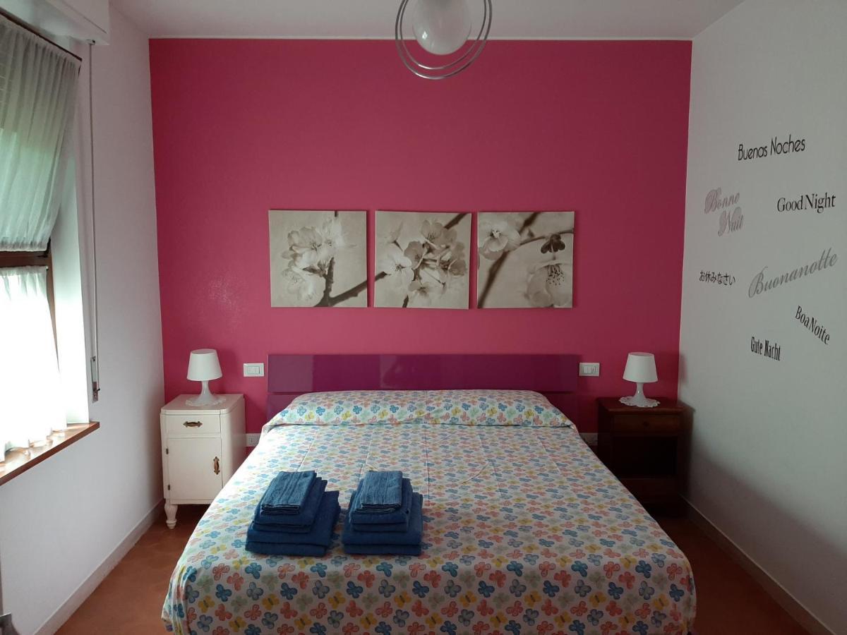 Appartamento Genziana - Con Vista Piscina E Garage Sirmione Zewnętrze zdjęcie