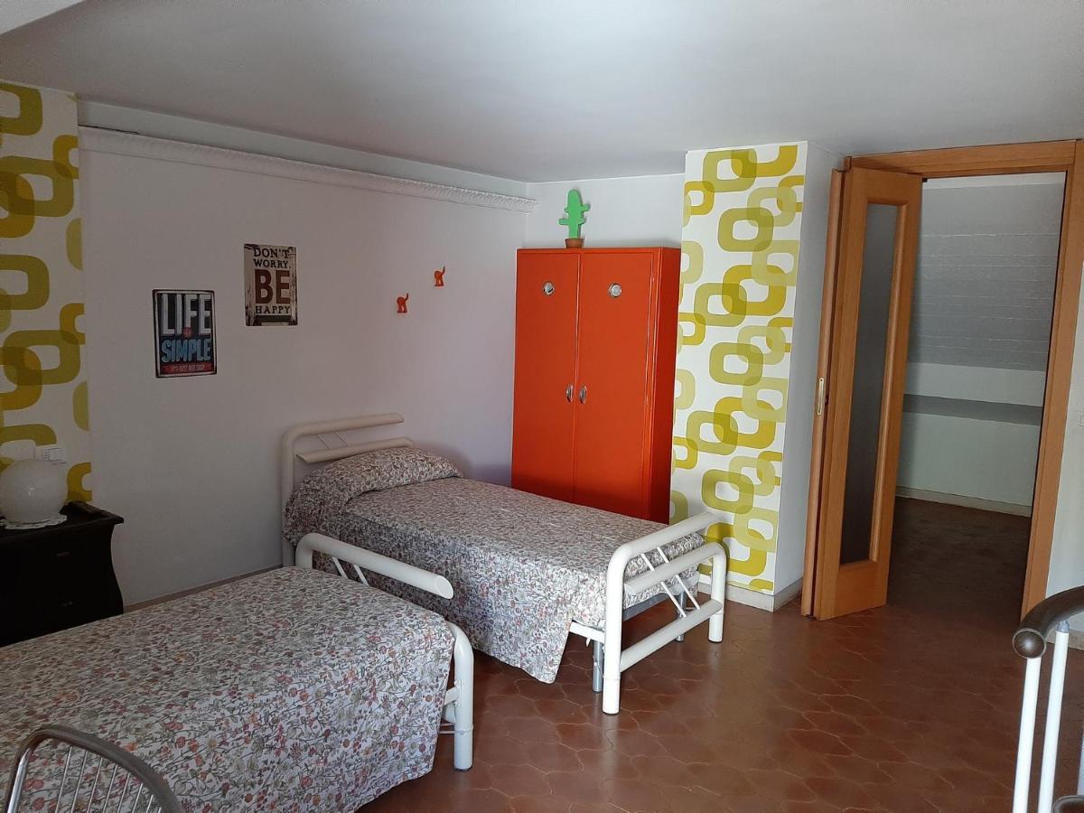 Appartamento Genziana - Con Vista Piscina E Garage Sirmione Zewnętrze zdjęcie