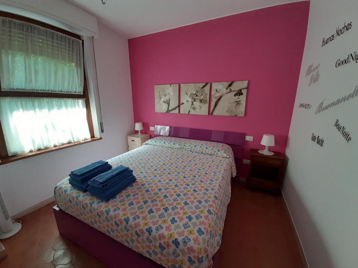 Appartamento Genziana - Con Vista Piscina E Garage Sirmione Zewnętrze zdjęcie