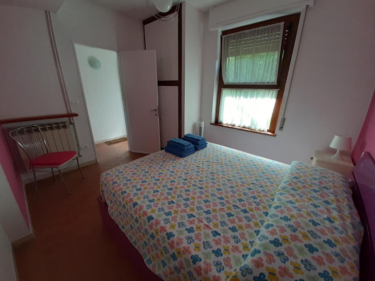Appartamento Genziana - Con Vista Piscina E Garage Sirmione Zewnętrze zdjęcie