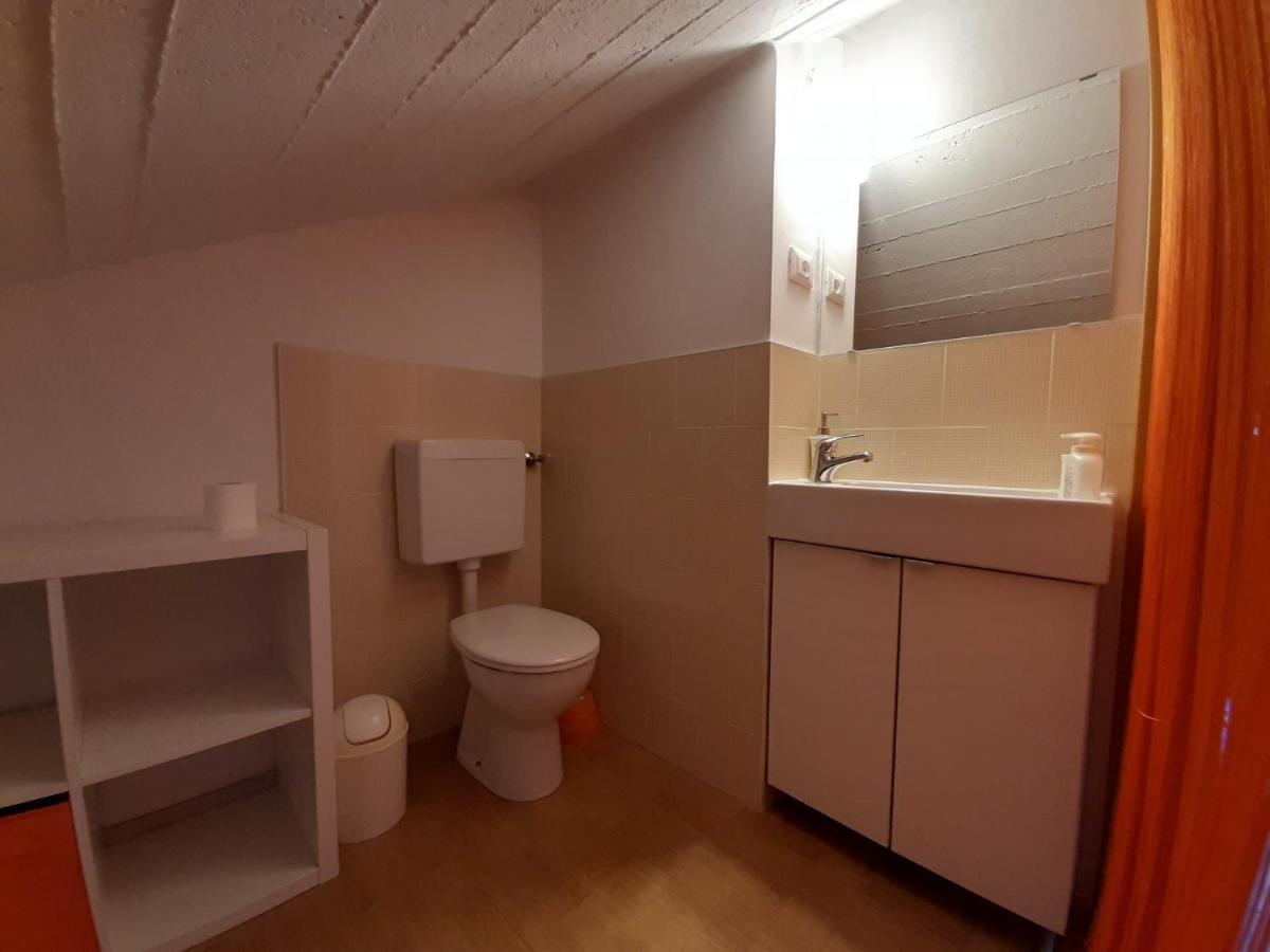 Appartamento Genziana - Con Vista Piscina E Garage Sirmione Zewnętrze zdjęcie