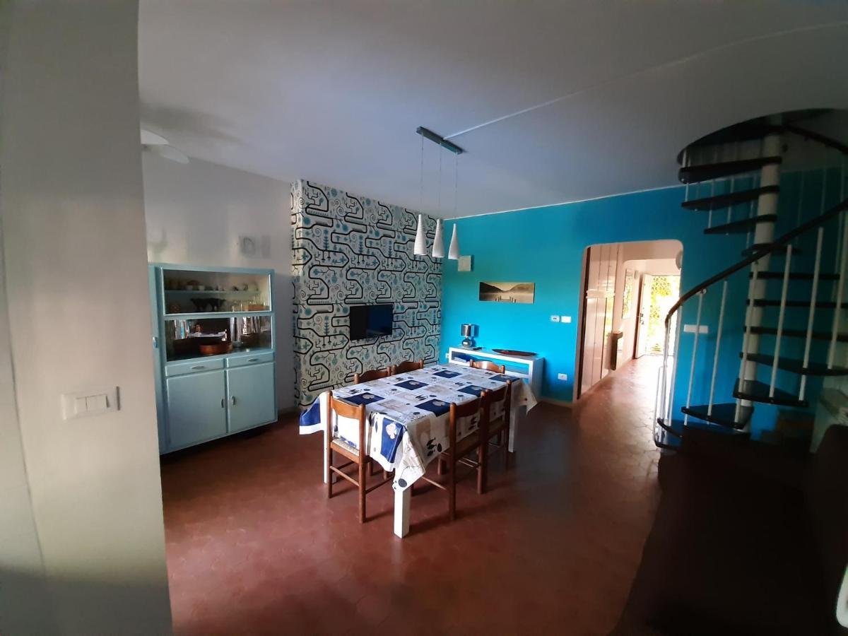 Appartamento Genziana - Con Vista Piscina E Garage Sirmione Zewnętrze zdjęcie