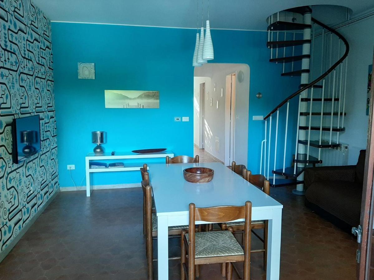 Appartamento Genziana - Con Vista Piscina E Garage Sirmione Zewnętrze zdjęcie