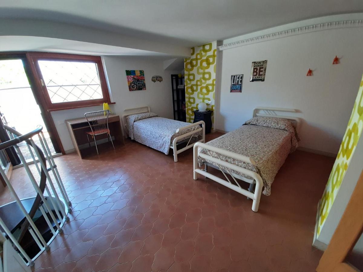 Appartamento Genziana - Con Vista Piscina E Garage Sirmione Zewnętrze zdjęcie